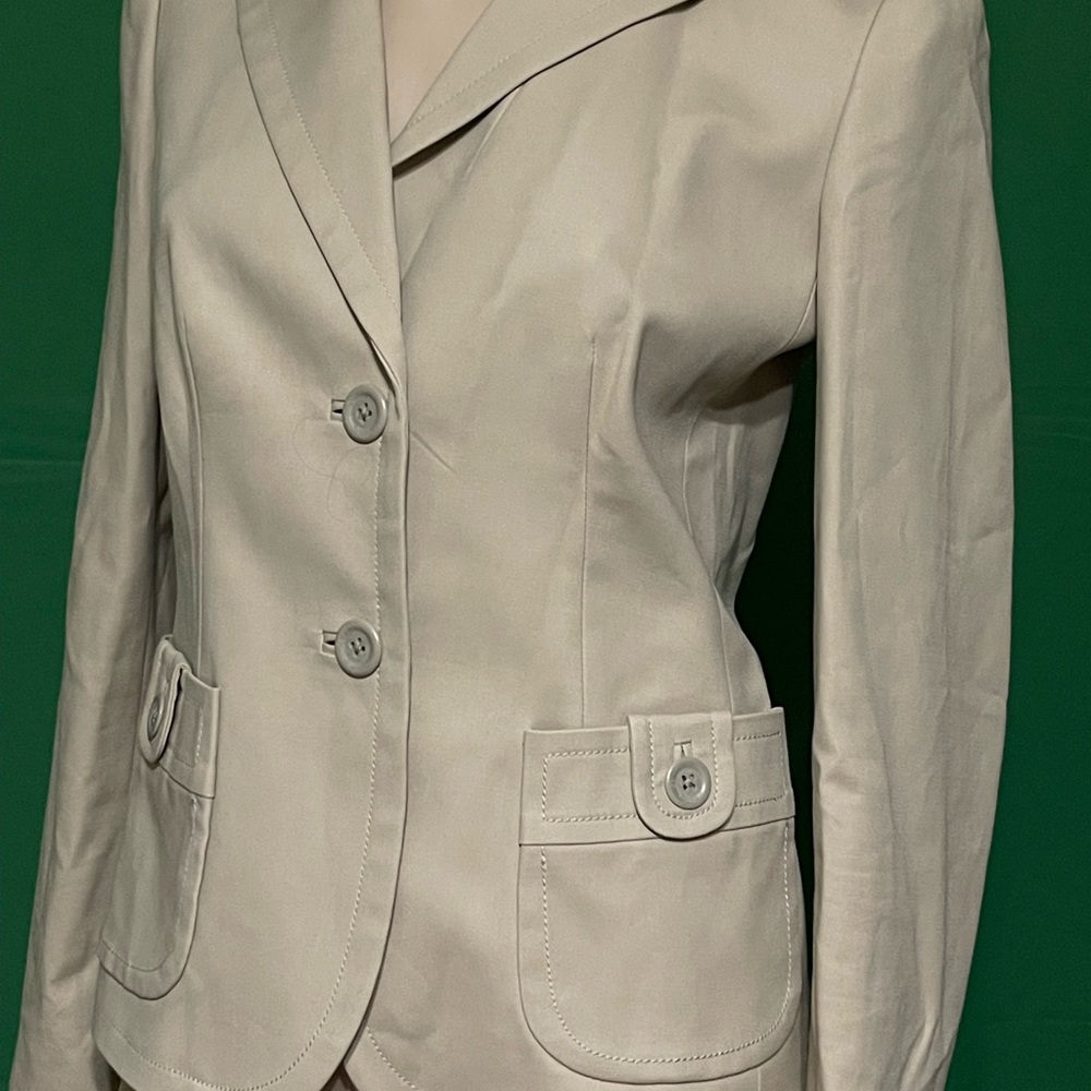 Suit